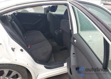 2010 Nissan Altima 2.5 S z USA, uszkodzony, nr VIN 1N4AL2AP9AN537799